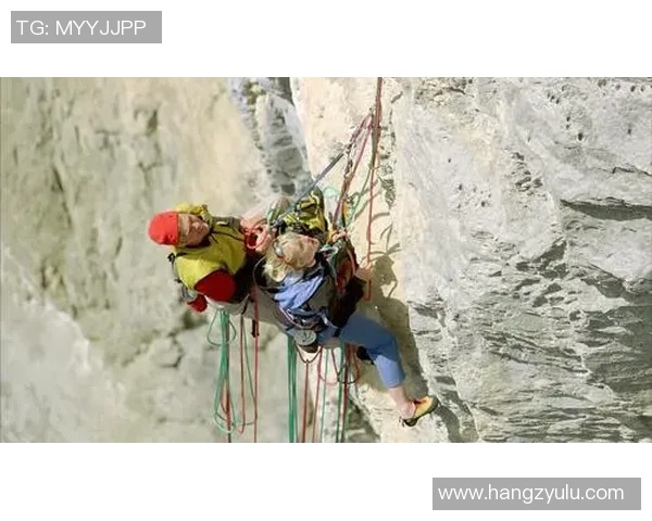 深圳攀岩队状态分析与发展前景探讨聚焦攀岩运动的未来之路 深圳攀岩队状态分析与发展前景探讨聚焦攀岩运动的未来之路